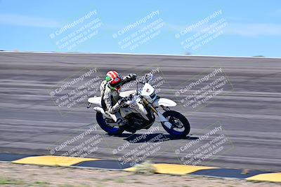 media/Mar-25-2024-Moto Forza (Mon) [[8d4319bd68]]/3-Intermediate Group/Session 3 (Bowl)/